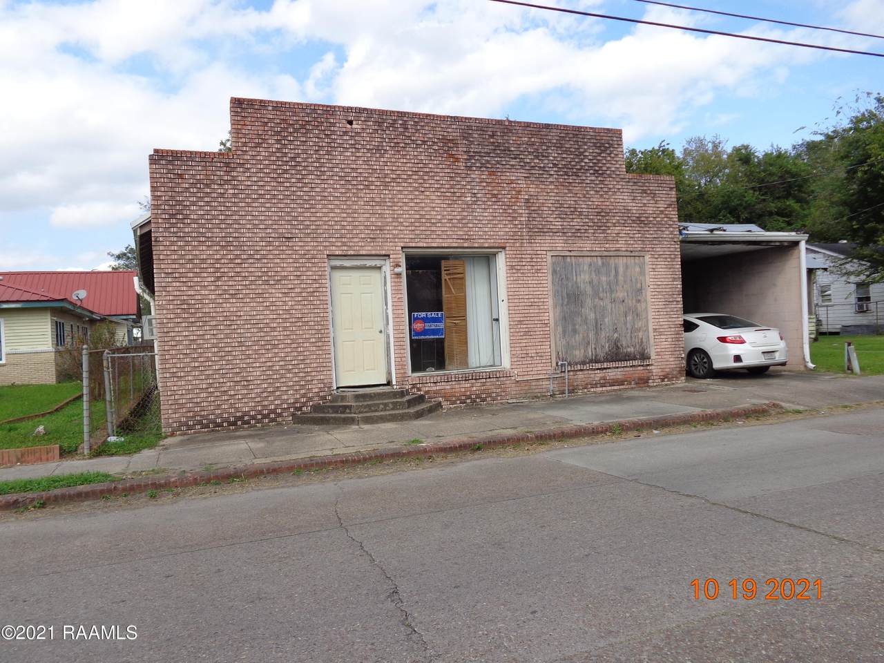 620 Iberia Street - Photo 1