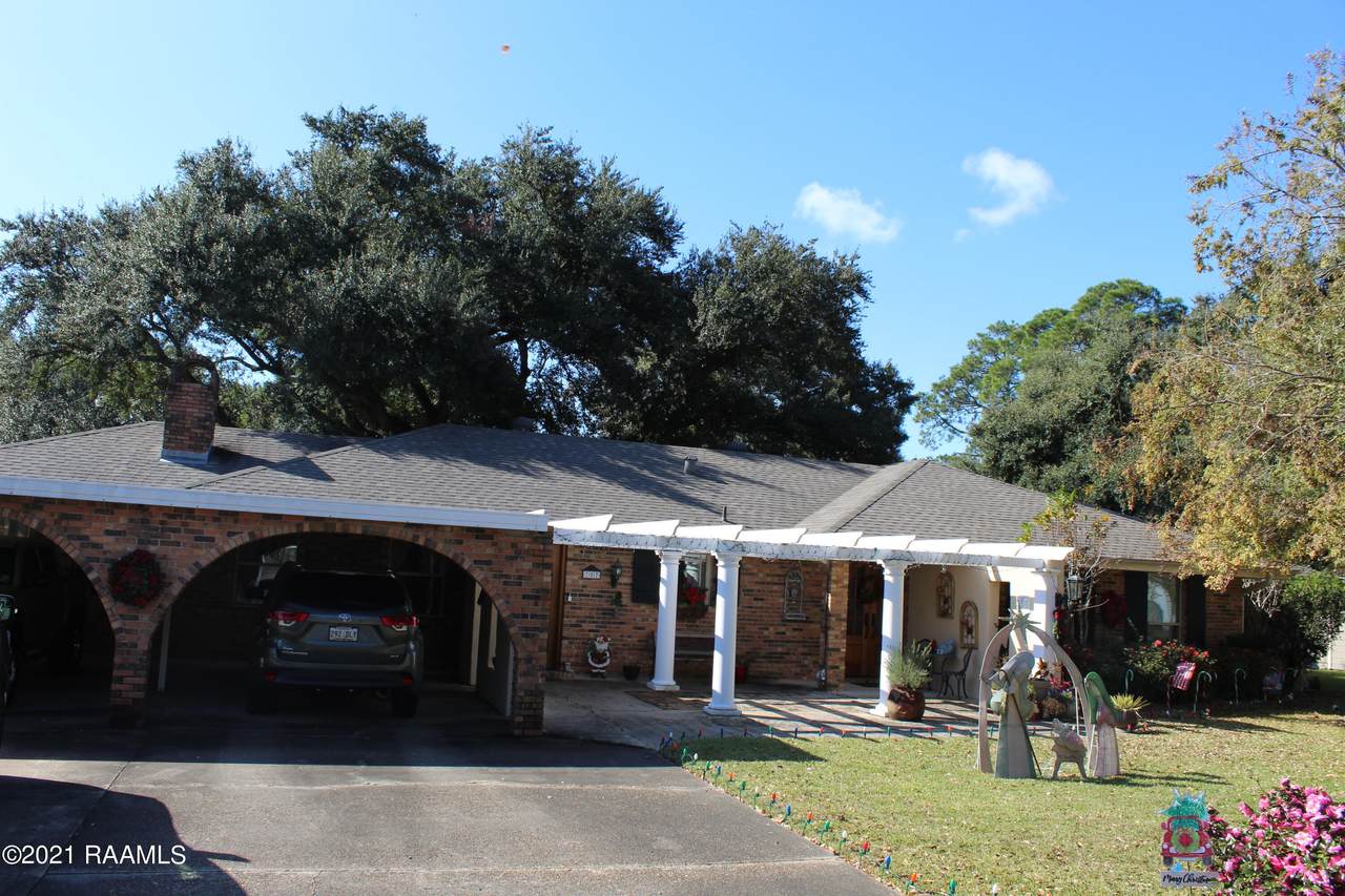 207 Meadow Lane - Photo 1