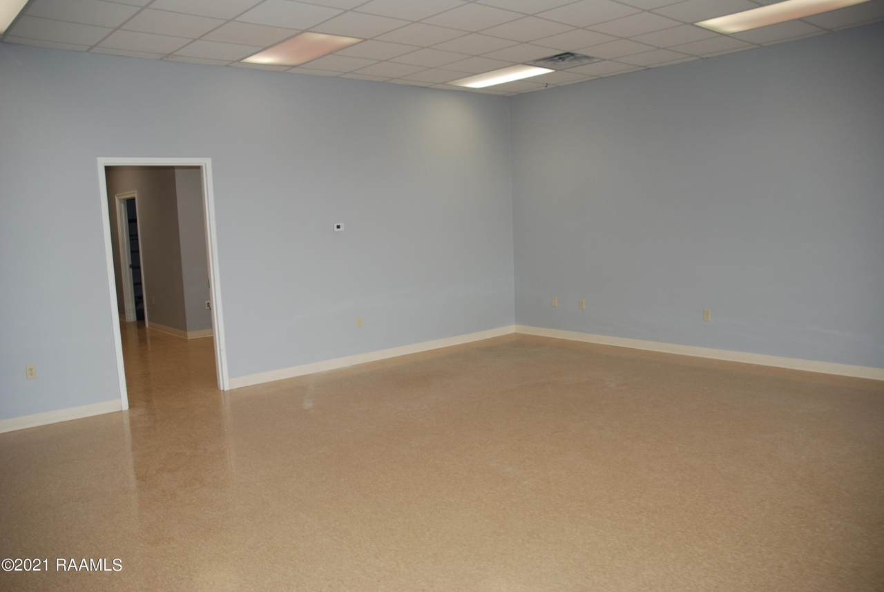 201 Albertson Parkway - Photo 1