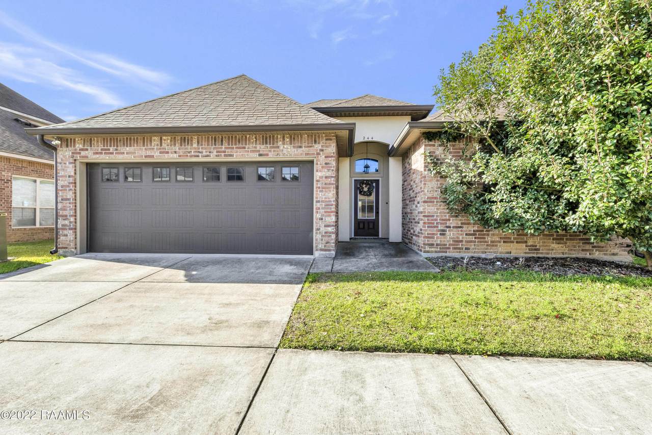 244 Rosemary Place - Photo 1
