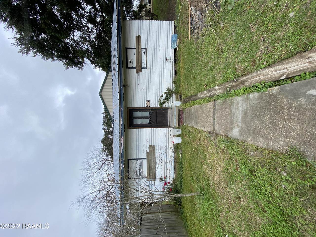 1006 Cane Drive - Photo 1