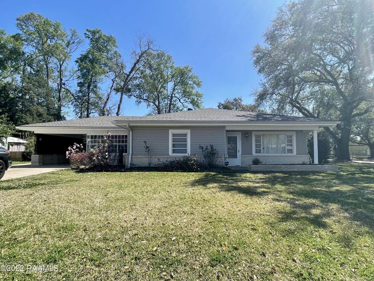 209 Bodin Drive - Photo 1