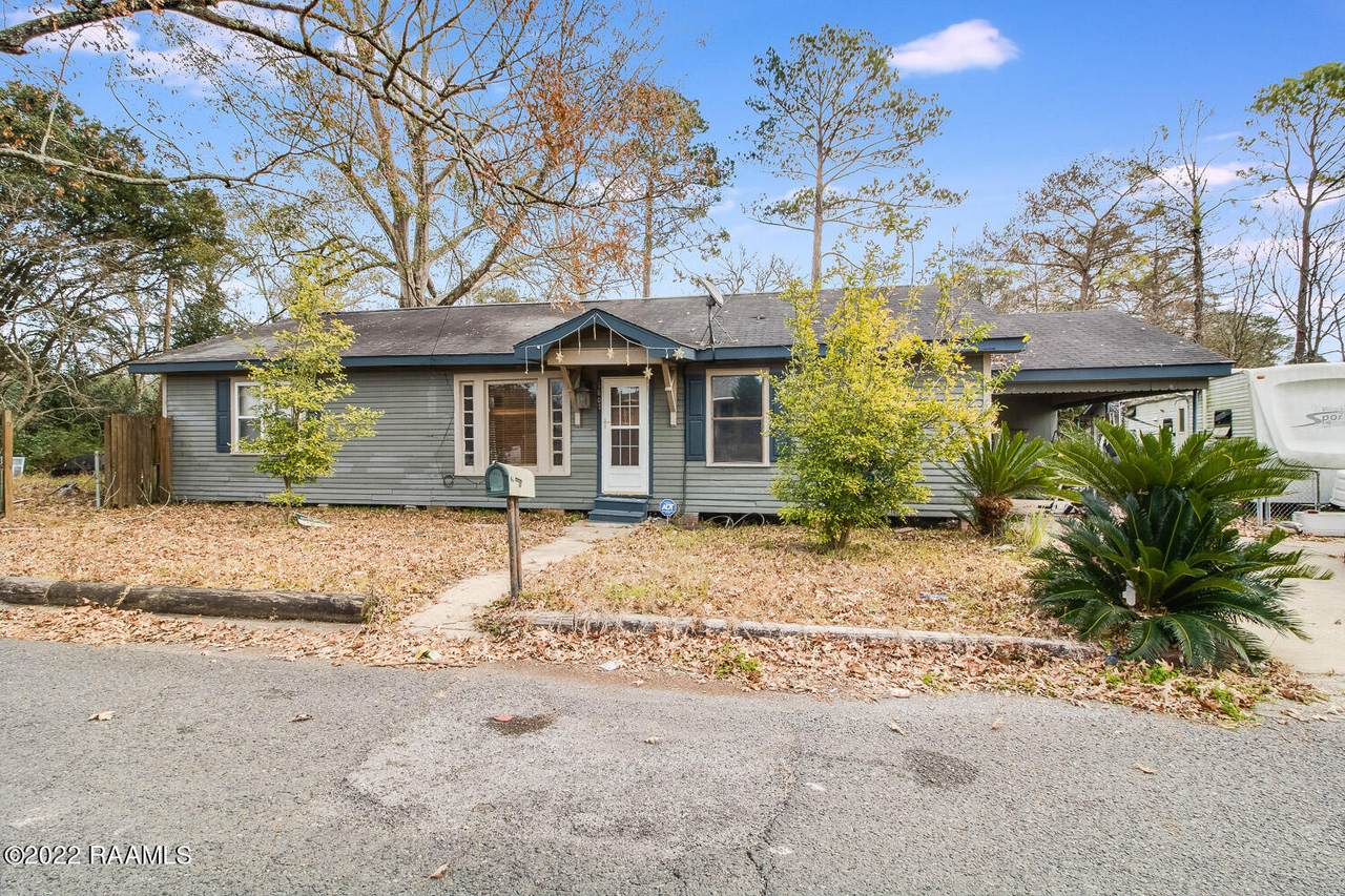 1807 Parkview Drive - Photo 1
