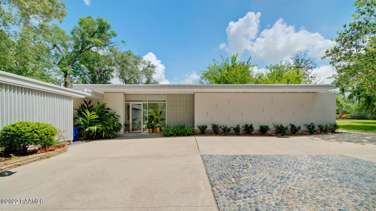 1396 Bayou Parkway - Photo 1