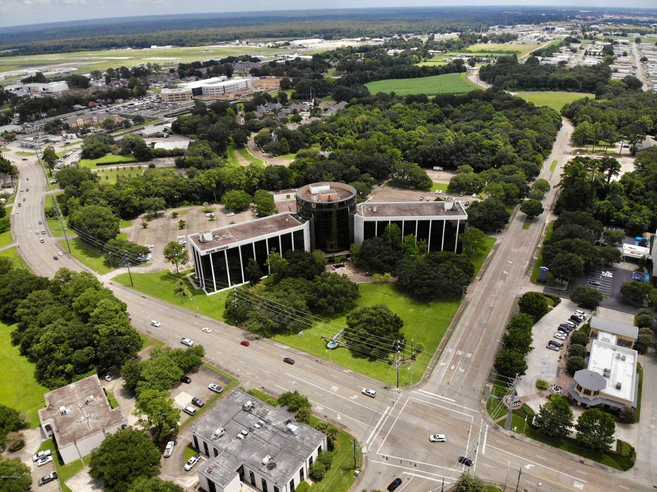400 Kaliste Saloom Road - Photo 1