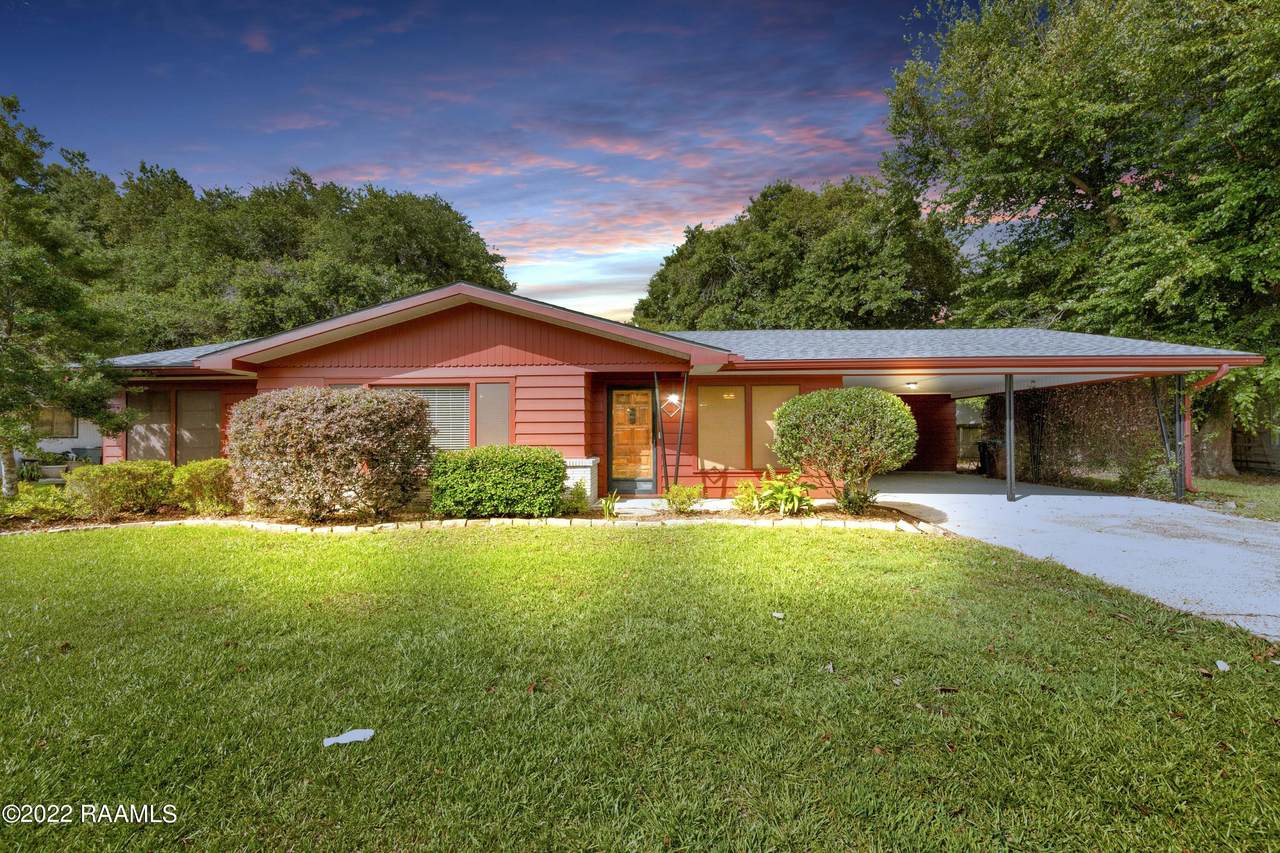 225 Woodvale Ave Avenue - Photo 1
