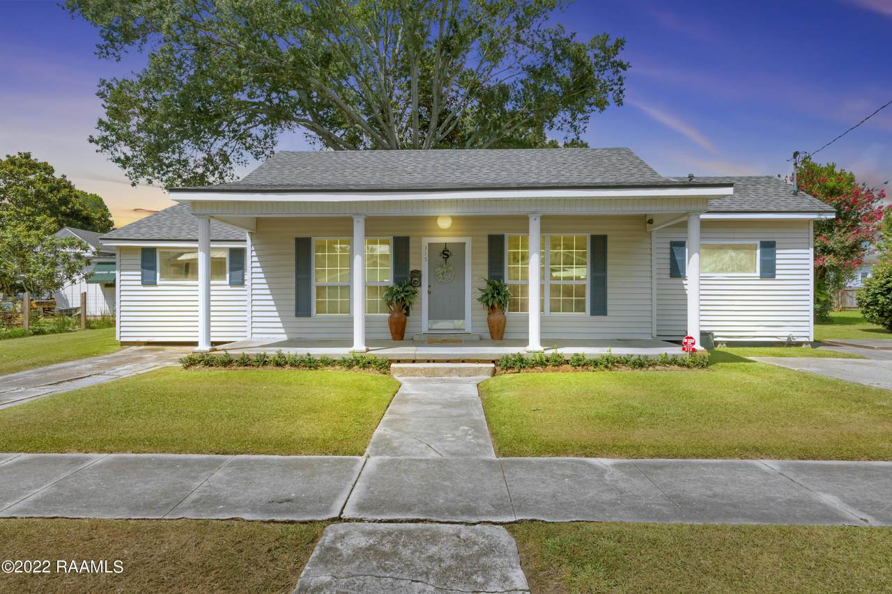 315 Sterling Street - Photo 1