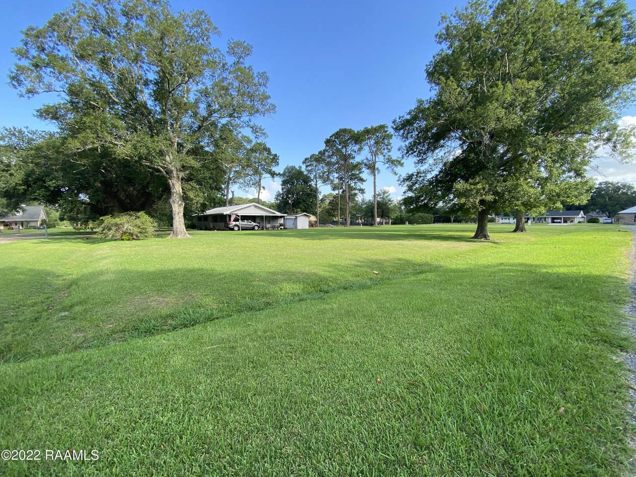 000 W Magnolia Avenue - Photo 1