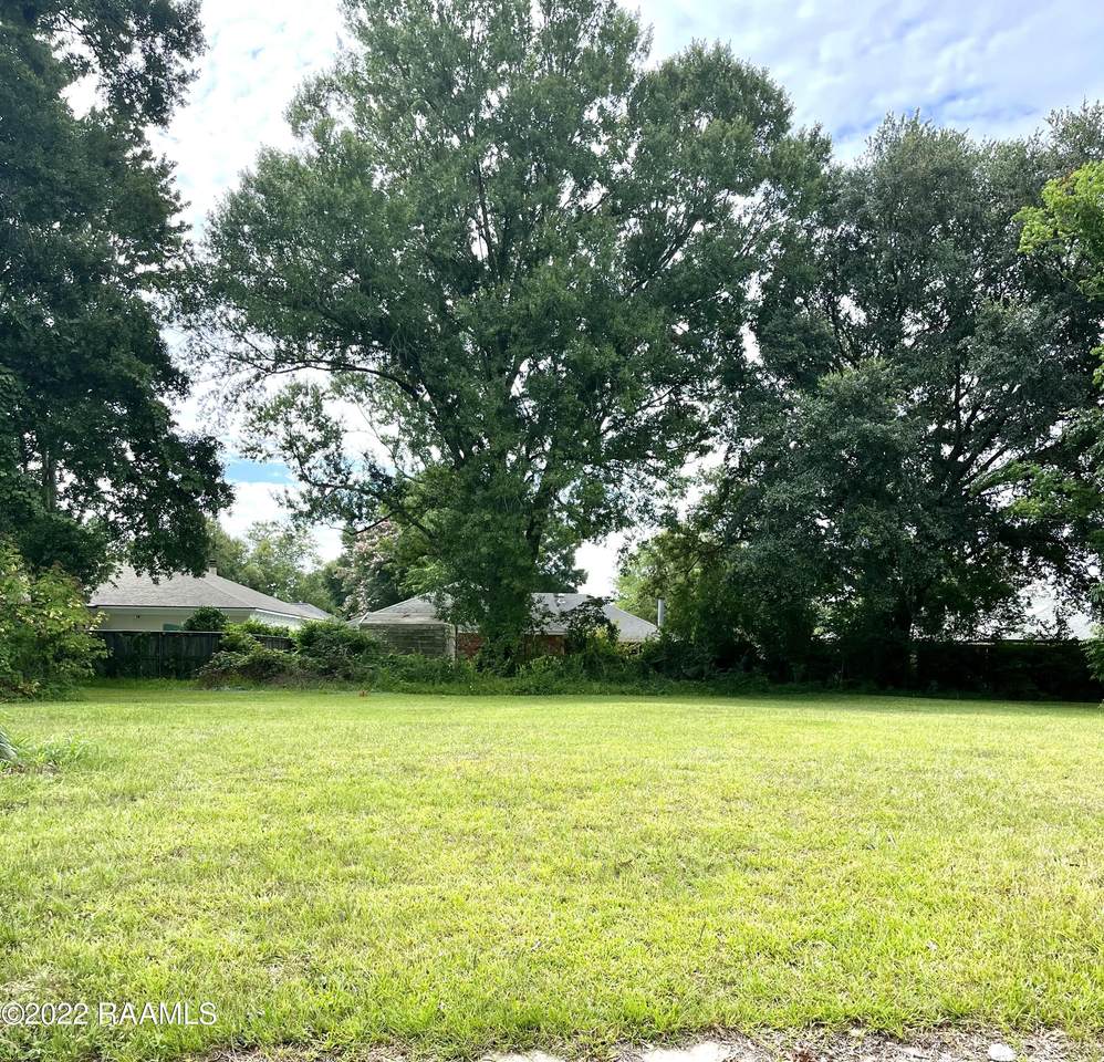 110 Poindexter Circle - Photo 1