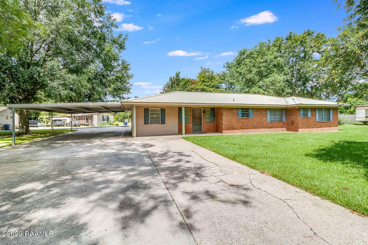 184 Railroad Avenue - Photo 1