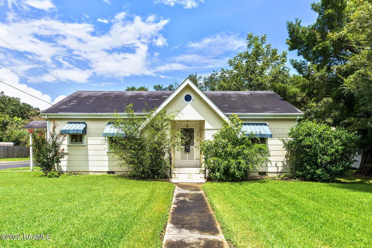401 Ashton Street - Photo 1