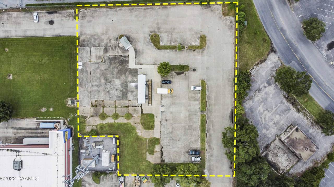 5643 Johnston Street - Photo 1