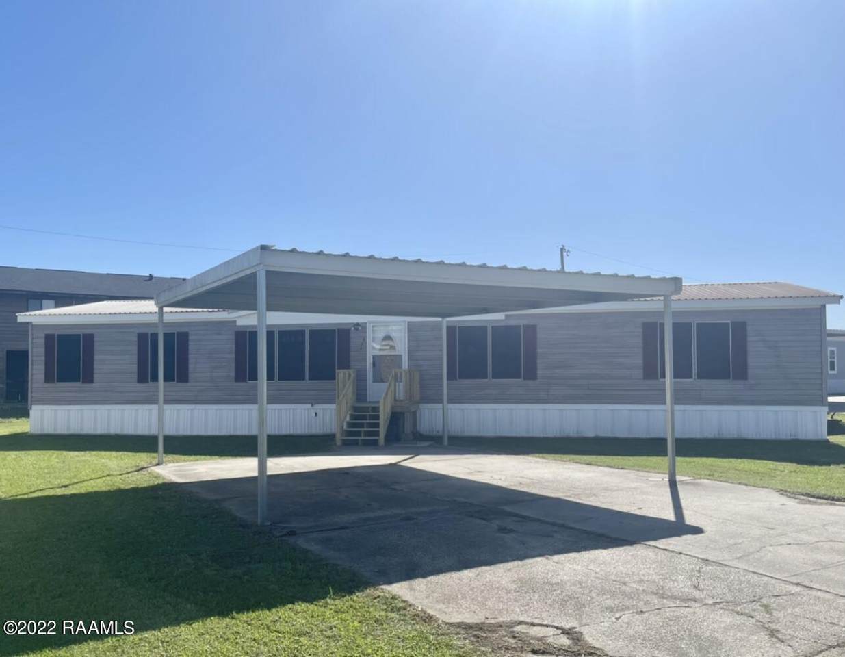606 Cynthia Lane - Photo 1