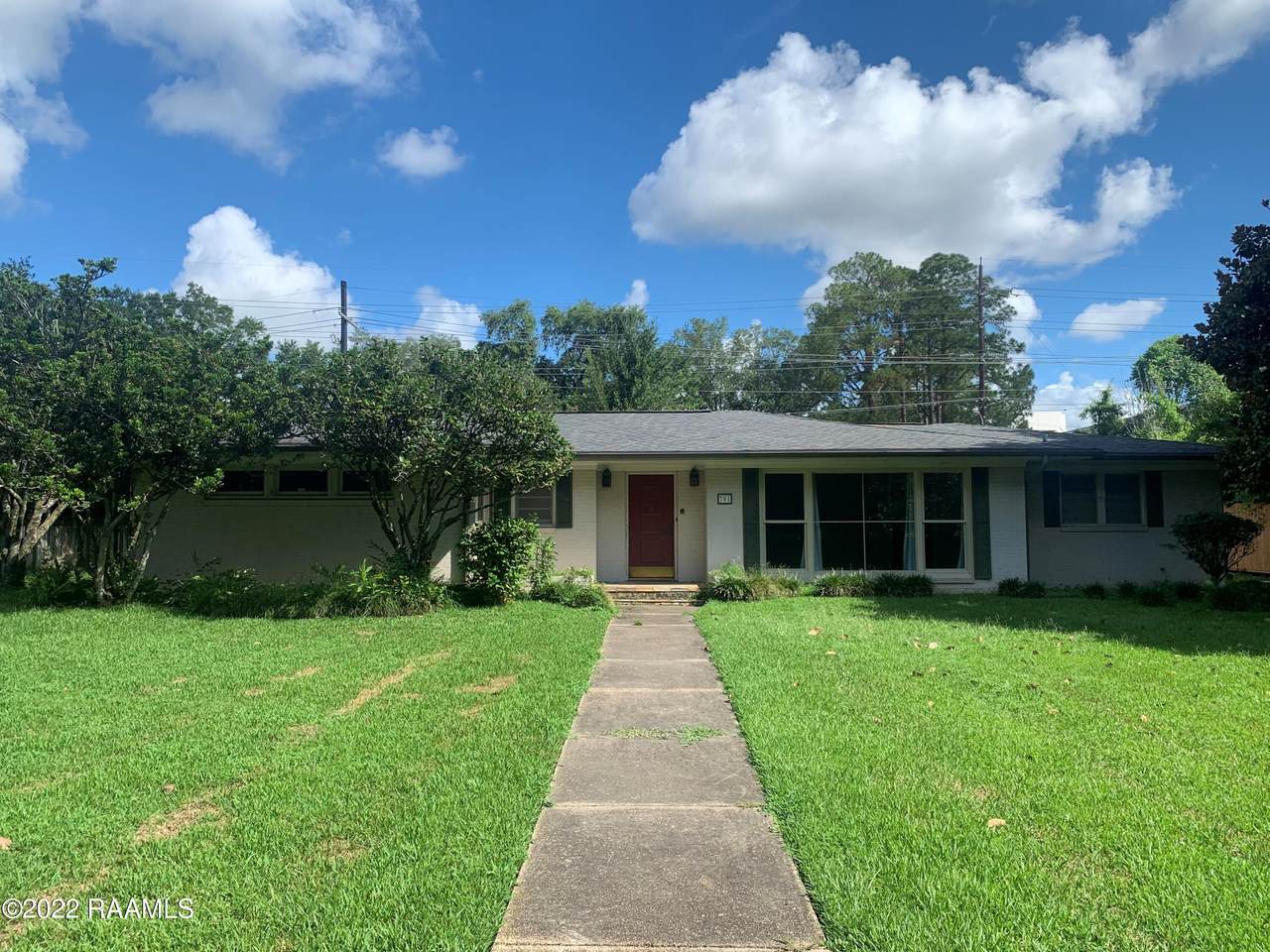 701 Beverly Drive - Photo 1