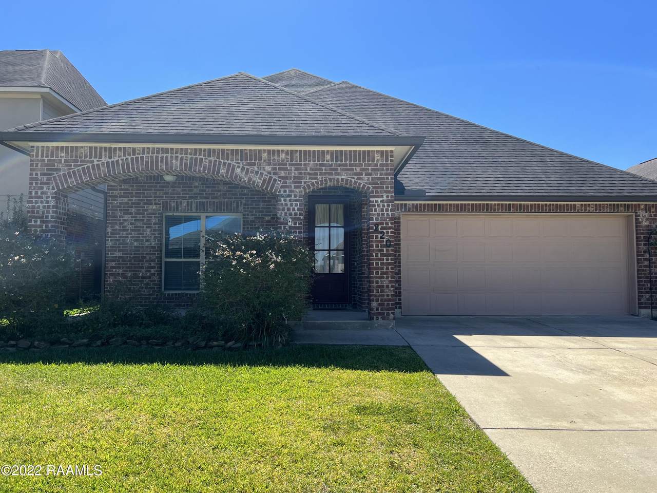 220 Forest Grove Drive - Photo 1