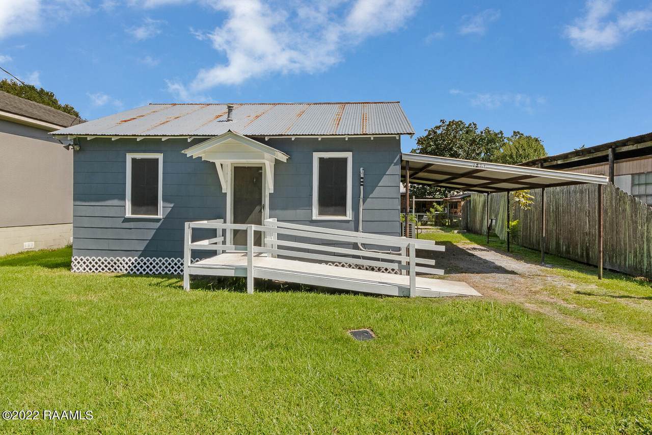 1211 Victoria Street - Photo 1