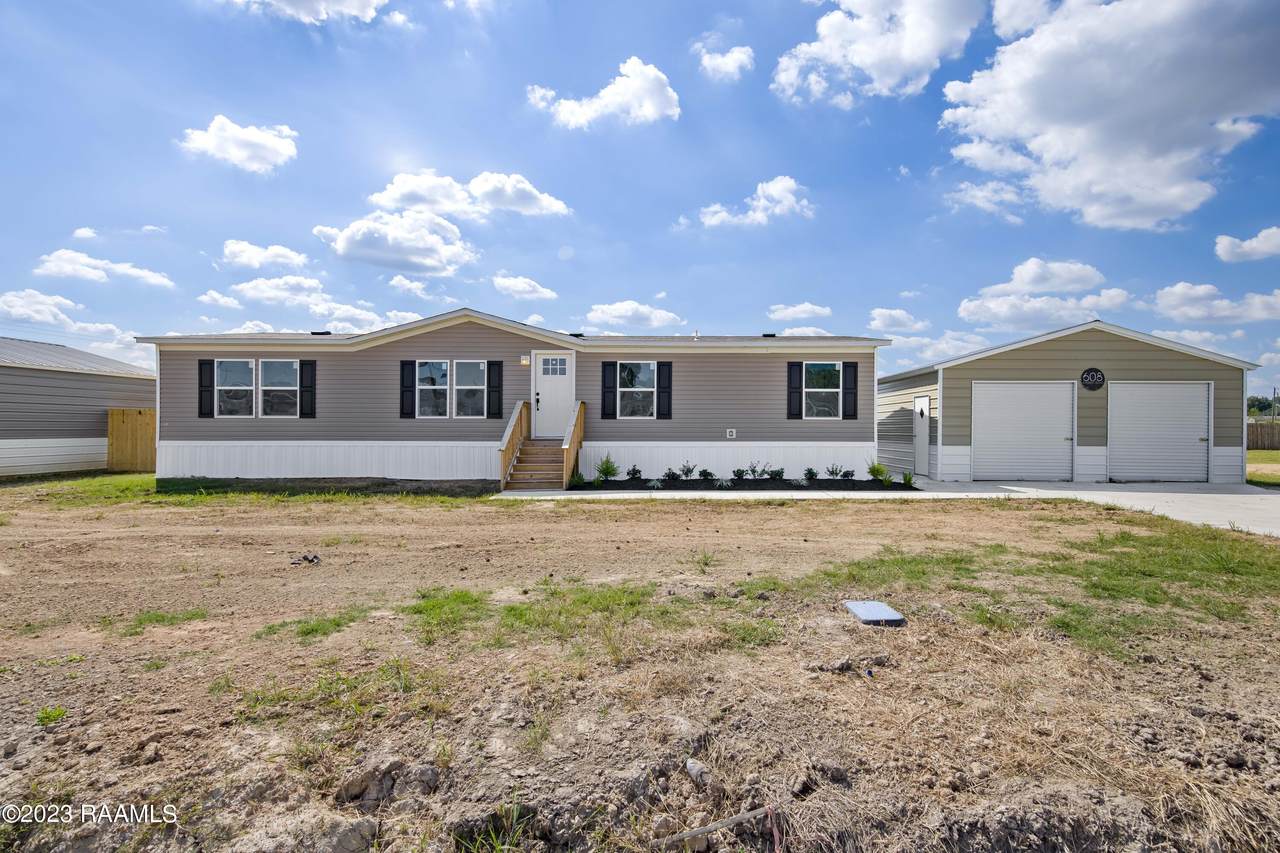 600 Everest Road - Photo 1