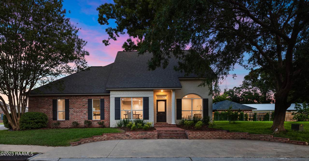 520 W Brentwood Boulevard, Lafayette, LA 70506 (MLS 23004007) Keaty