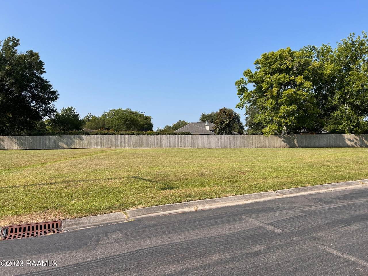 405 Sanctuary Lane - Photo 1