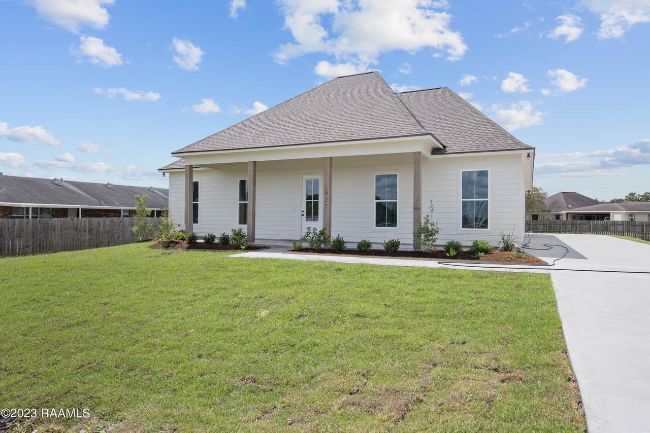927 Duhon Road, Lafayette, LA 70506 (MLS 23007241) Keaty Real Estate