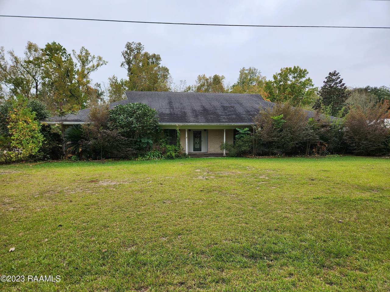 210 St John Avenue, Opelousas, LA 70570 (MLS 23010363) Keaty Real Estate