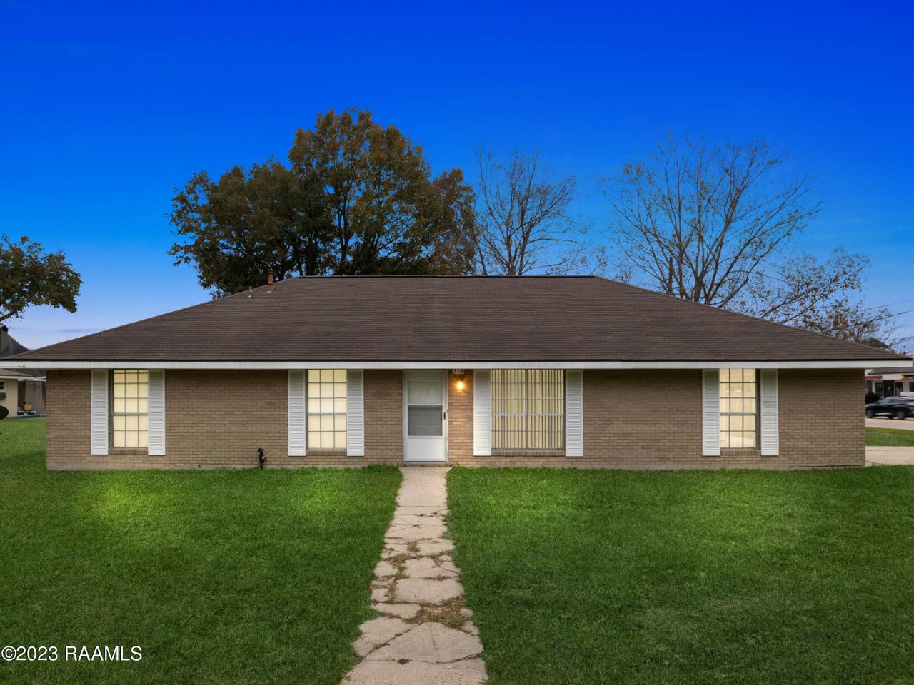 319 Crawford Street, Lafayette, LA 70506 (MLS 23011270) Keaty Real