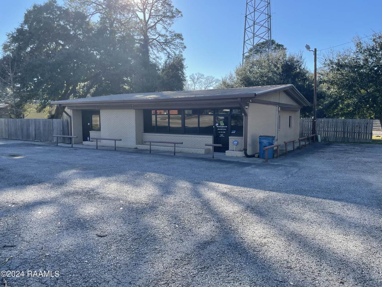 3405 Moss Street, Lafayette, LA 70501 (MLS 24000529) Keaty Real Estate