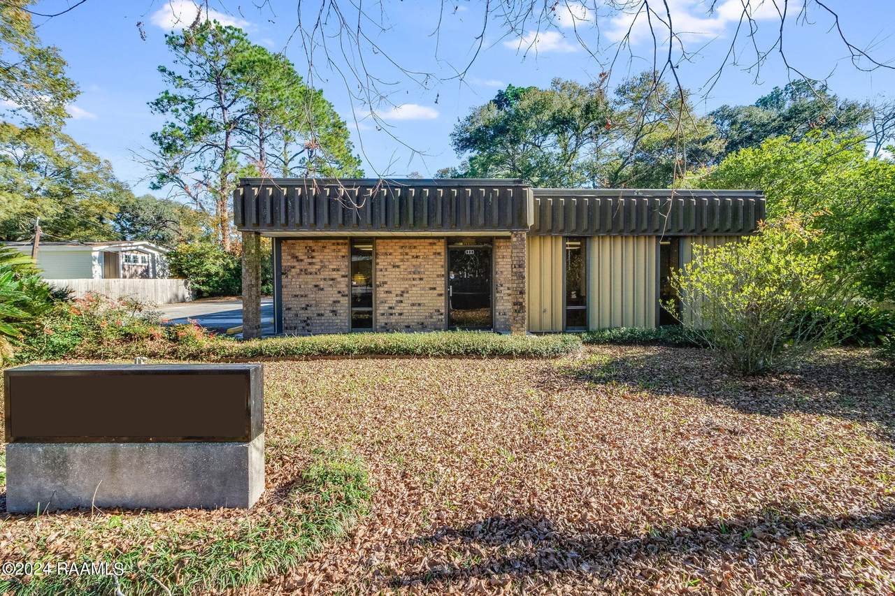 326 Mineral Road, Broussard, LA 70518 (MLS 24000787) Keaty Real Estate