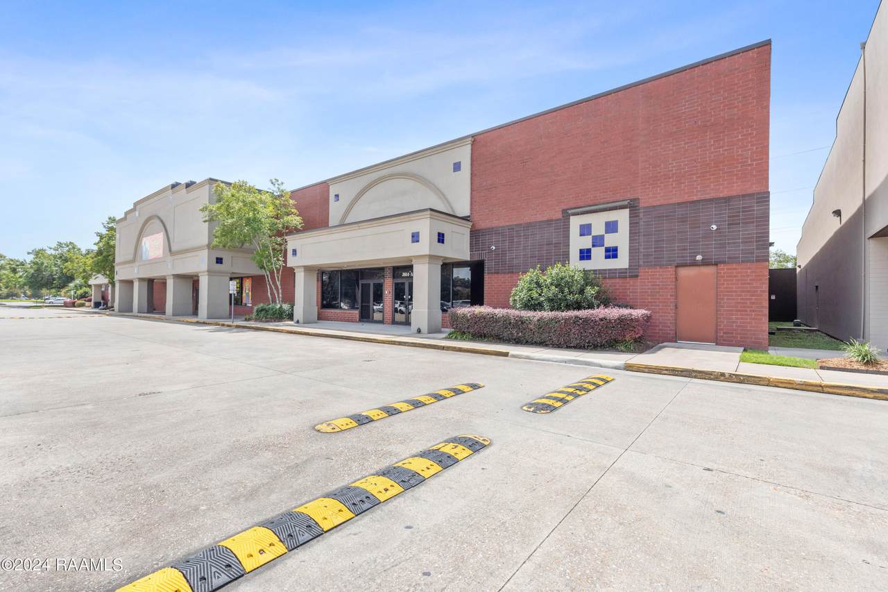 3814 Ambassador Caffery Parkway - Photo 1