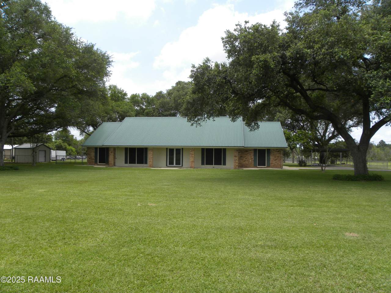 101 Grassy Lane - Photo 1