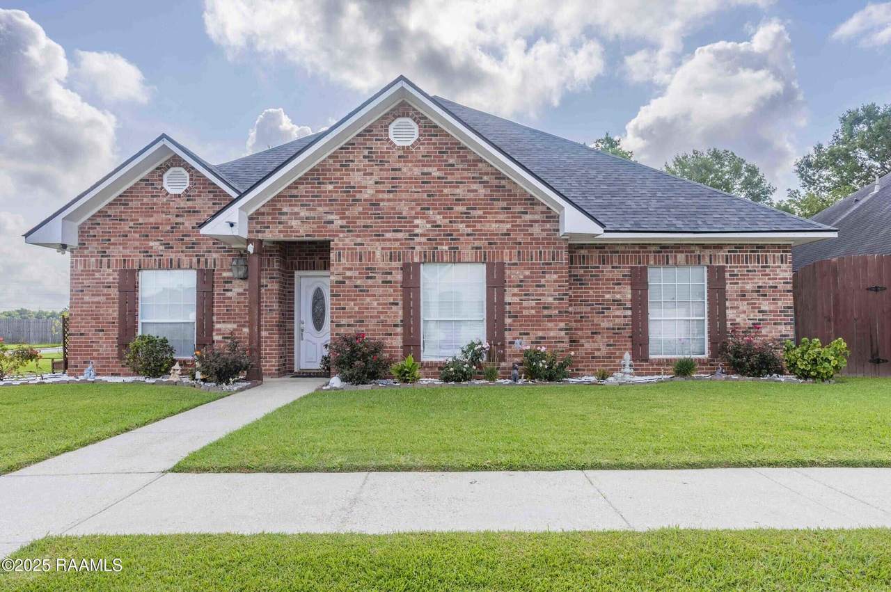 210 Bon Mange Circle - Photo 1