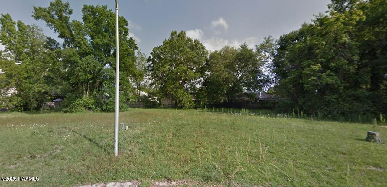 108 Poindexter Circle - Photo 1