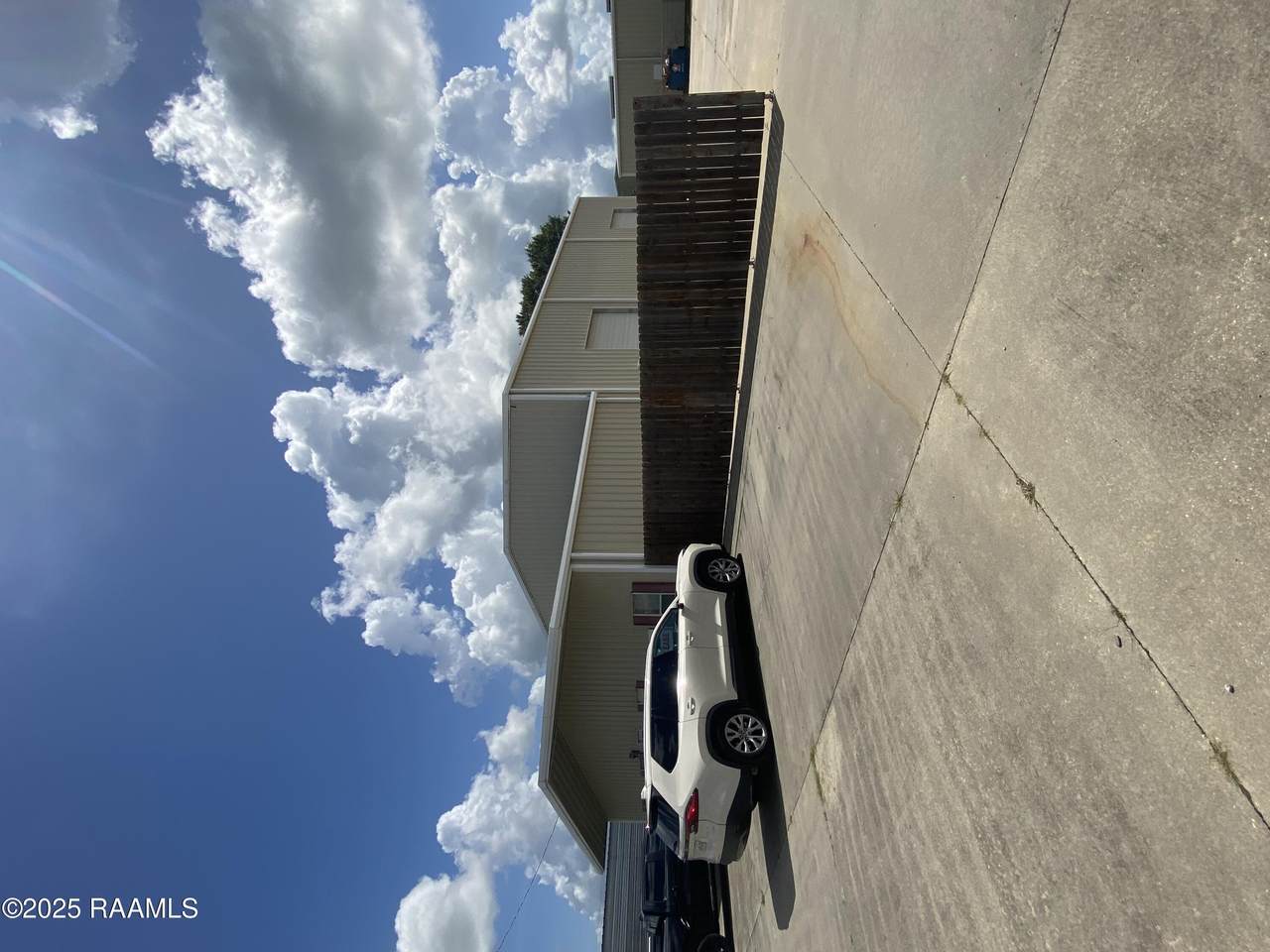 104 Holstein - Photo 1