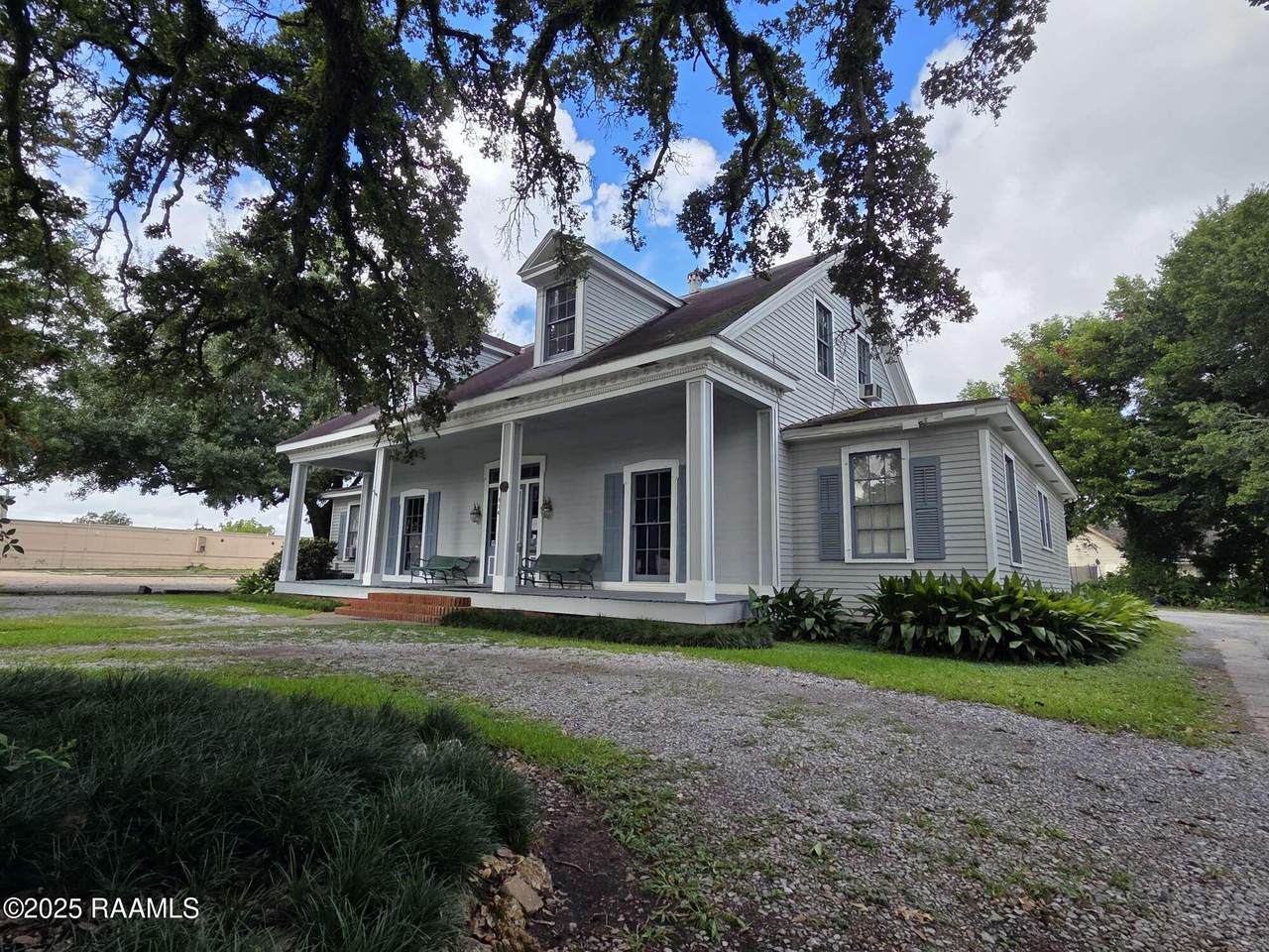 814 Washington Street - Photo 1