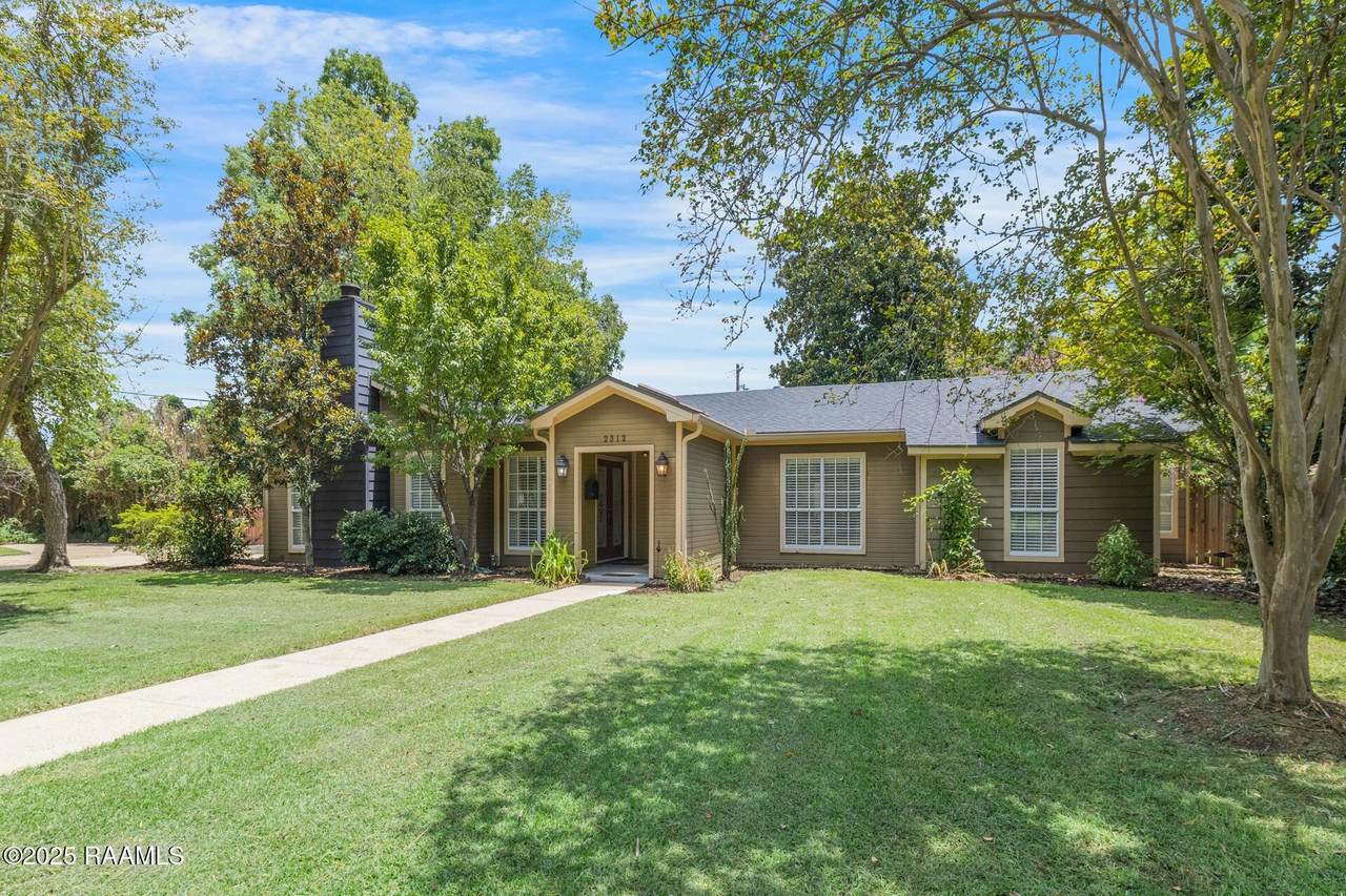 2312 Saint Mary Boulevard - Photo 1