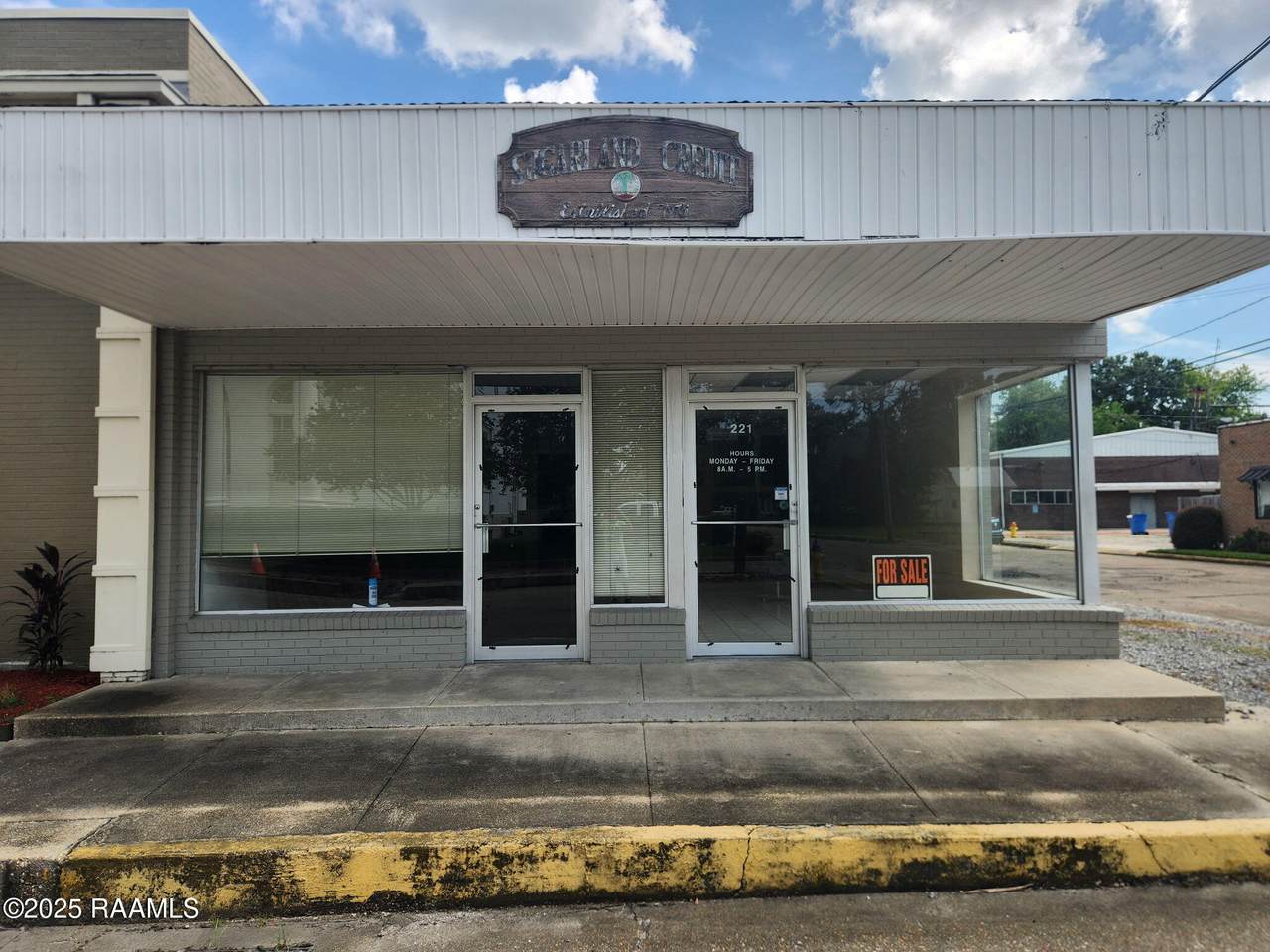 221 Willow Street - Photo 1