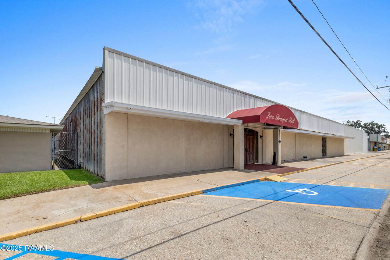 215 Duson Avenue - Photo 1