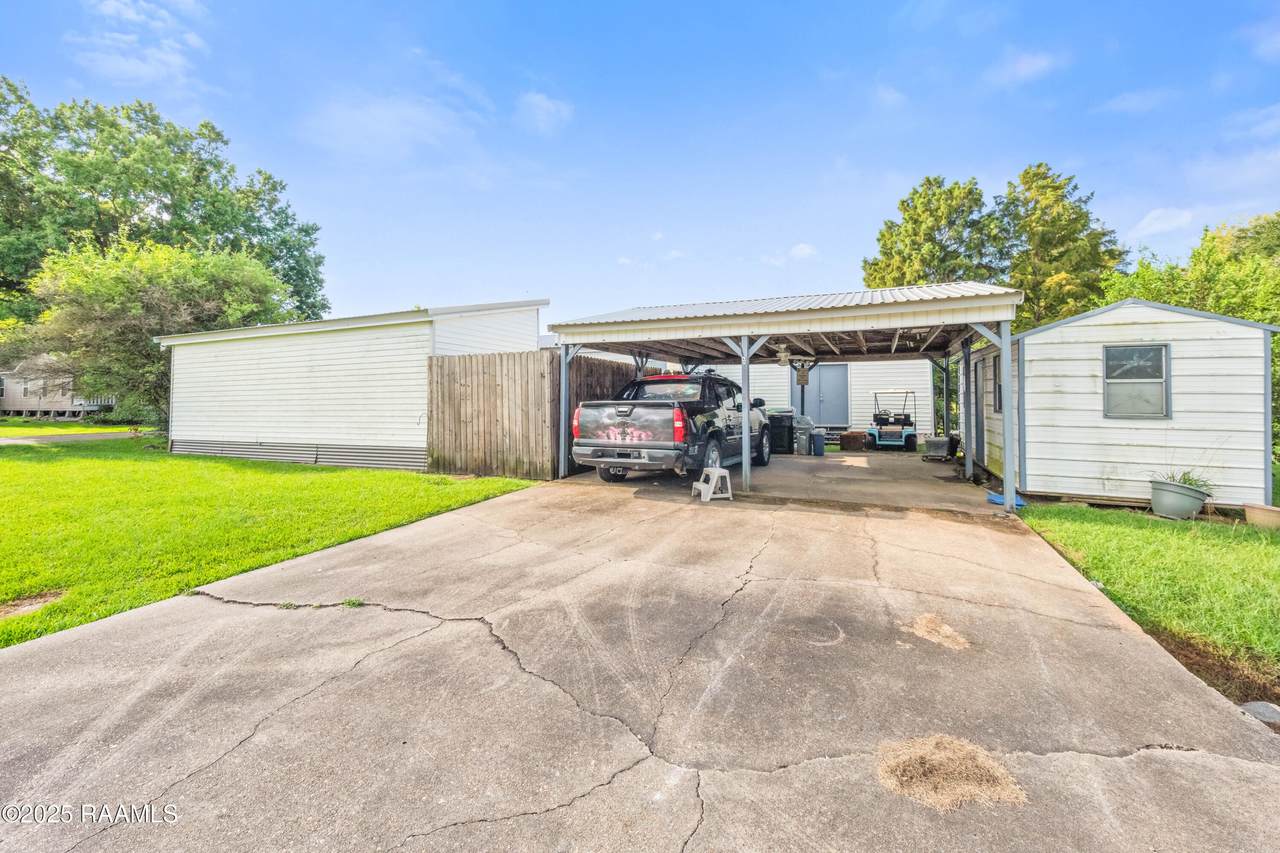 https://bt-photos.global.ssl.fastly.net/acadiana/1280_boomver_1_2500002409-2.jpg