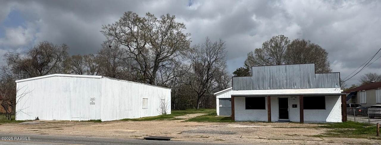 1120 Cameron Street - Photo 1