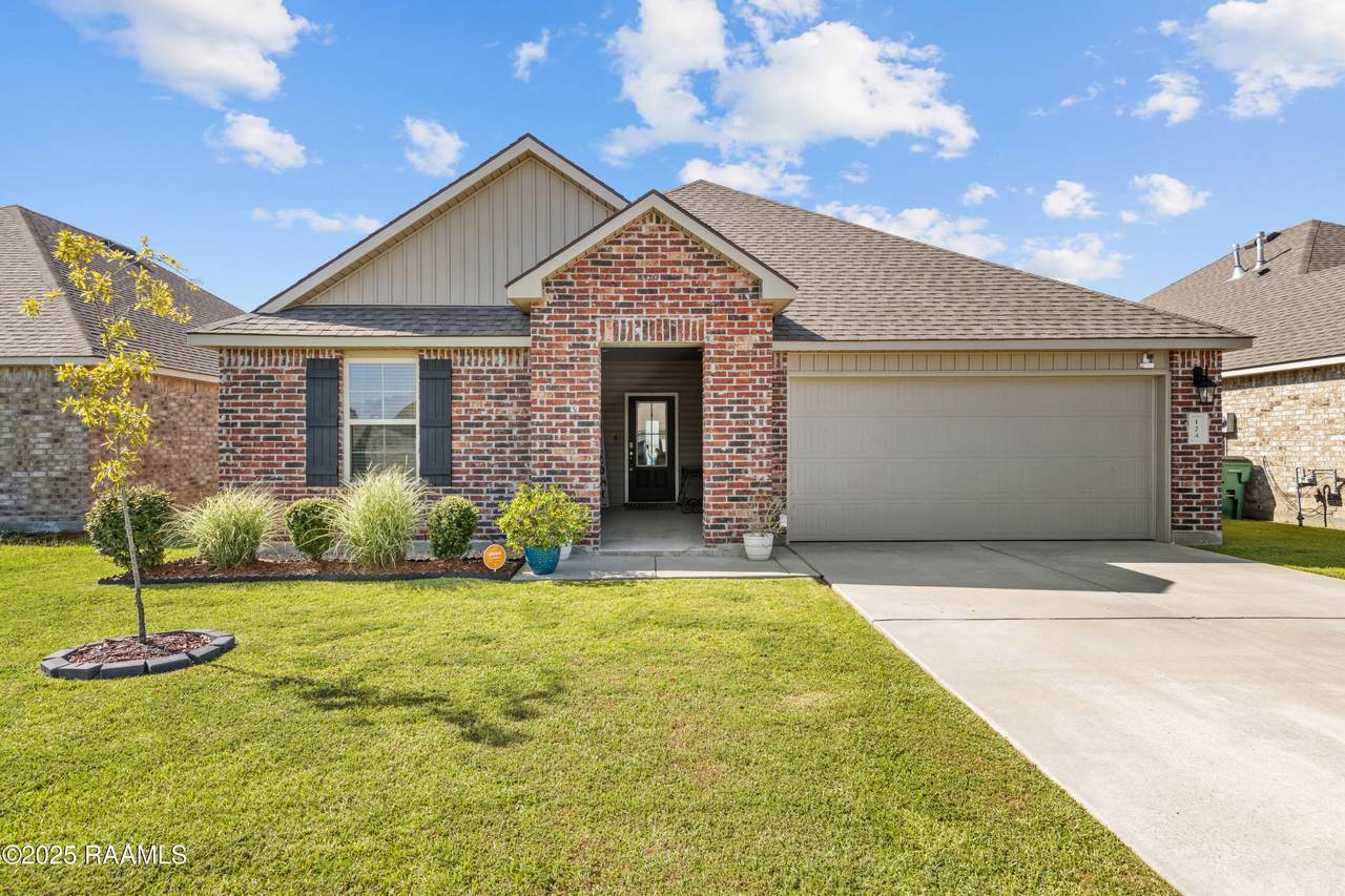 124 Augustin Drive - Photo 1