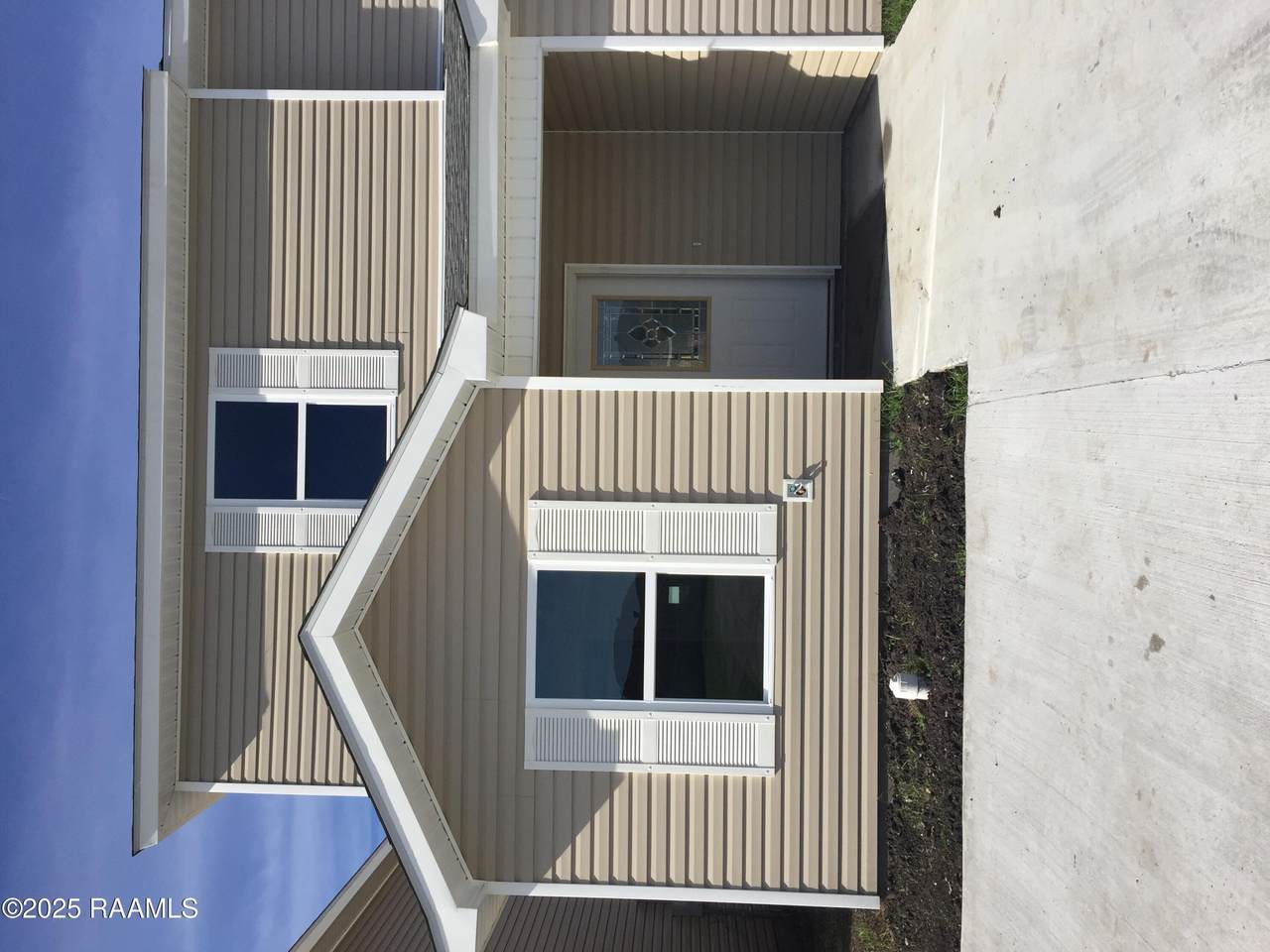 1602 Dehart Drive - Photo 1