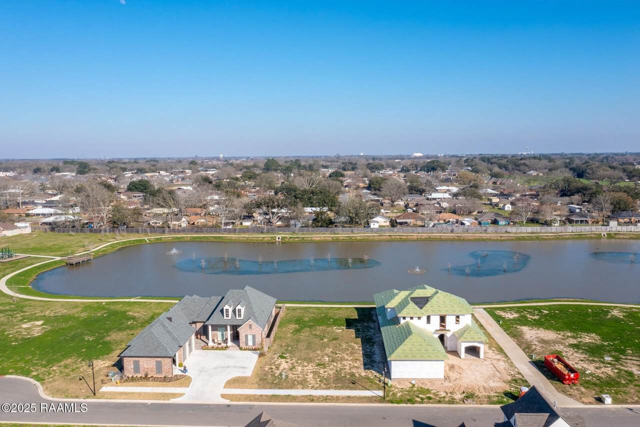 203 Waterpointe Lane - Photo 1