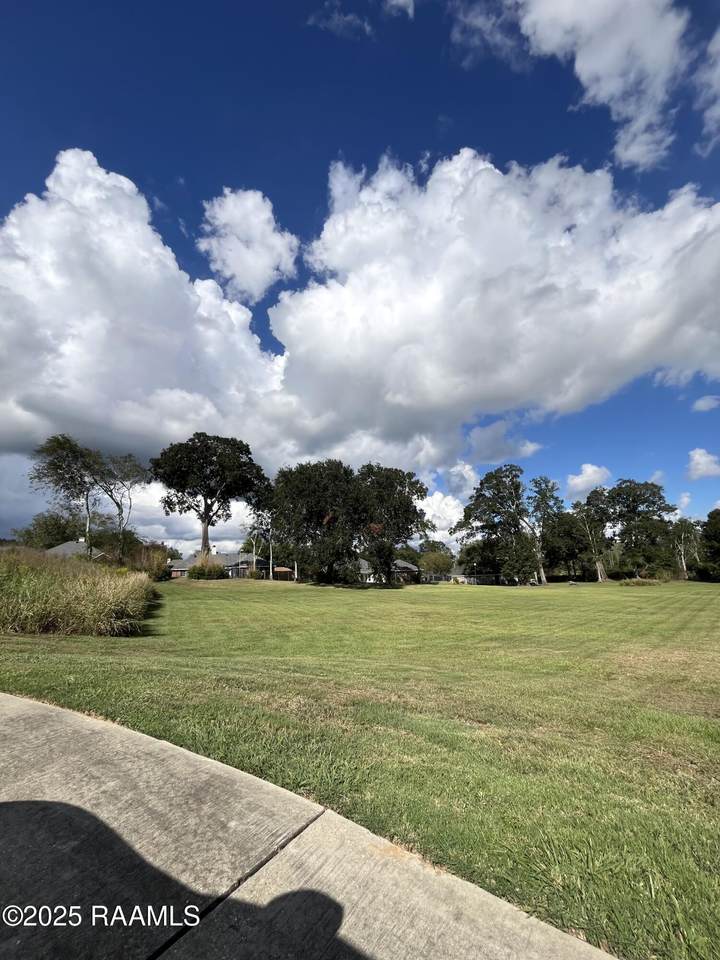 https://bt-photos.global.ssl.fastly.net/acadiana/1280_boomver_1_2500004364-2.jpg