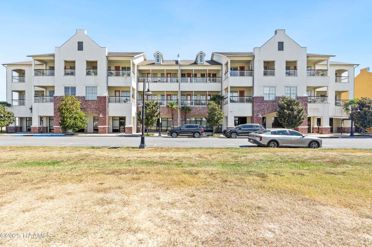 120 Waterview Road - Photo 1