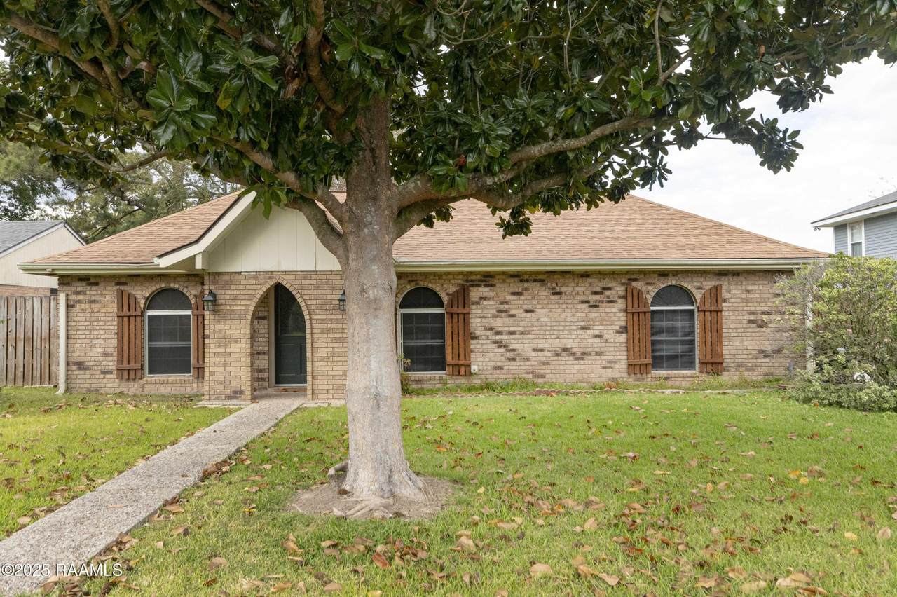 106 Seattle Street - Photo 1