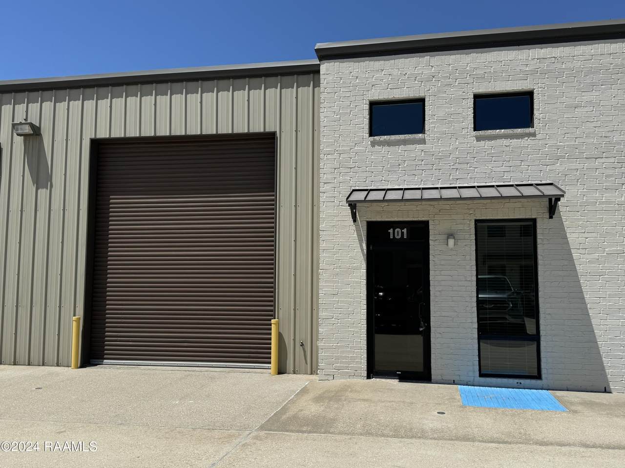 105 Tas Street - Photo 1