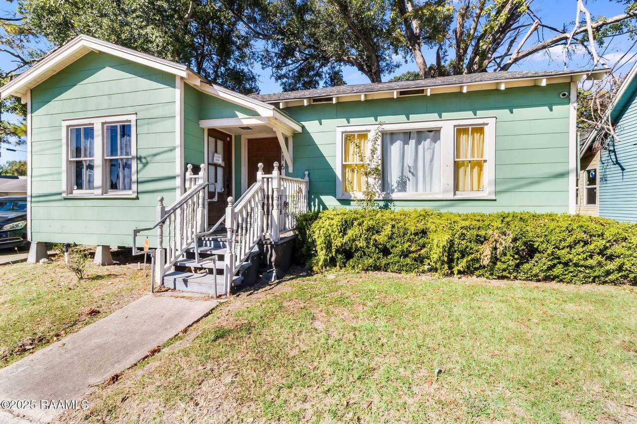 716 Congress Street - Photo 1