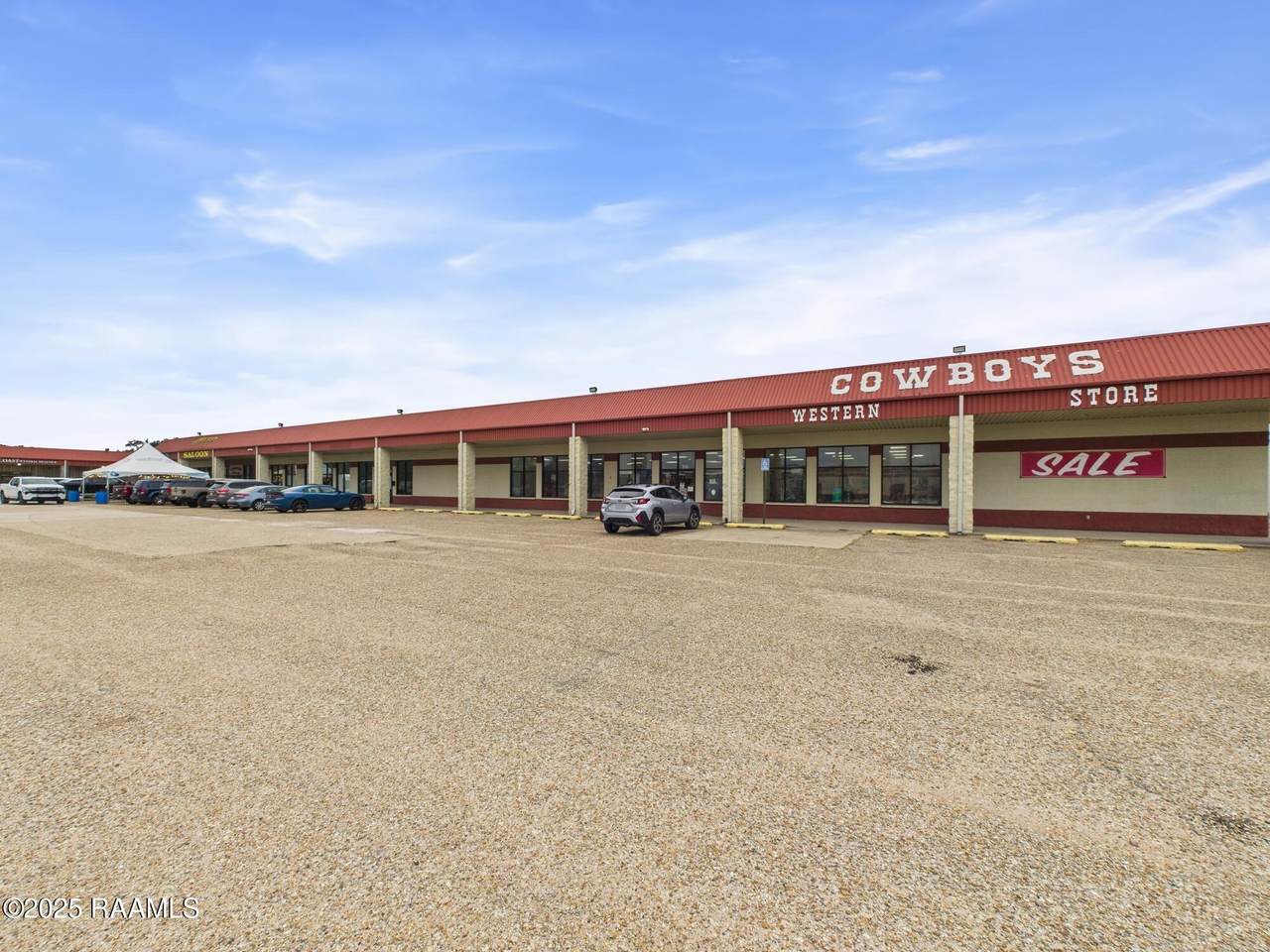 211 Ambassador Caffery Parkway - Photo 1