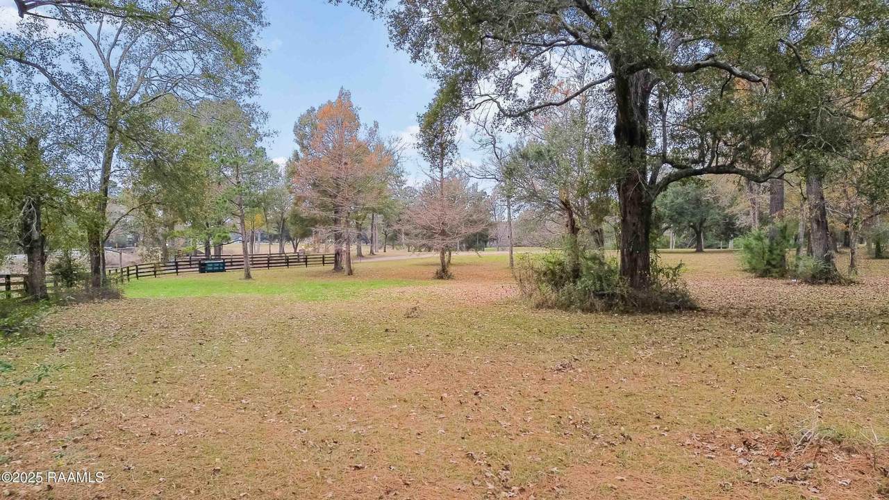 https://bt-photos.global.ssl.fastly.net/acadiana/1280_boomver_1_2500006497-2.jpg