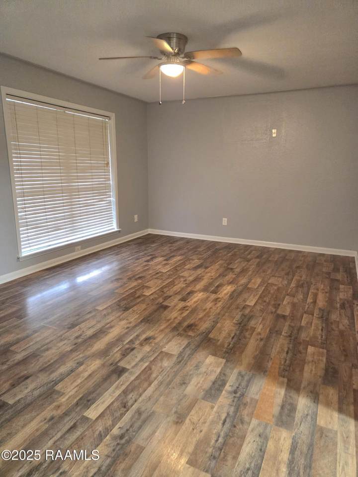 https://bt-photos.global.ssl.fastly.net/acadiana/1280_boomver_1_2500006516-2.jpg